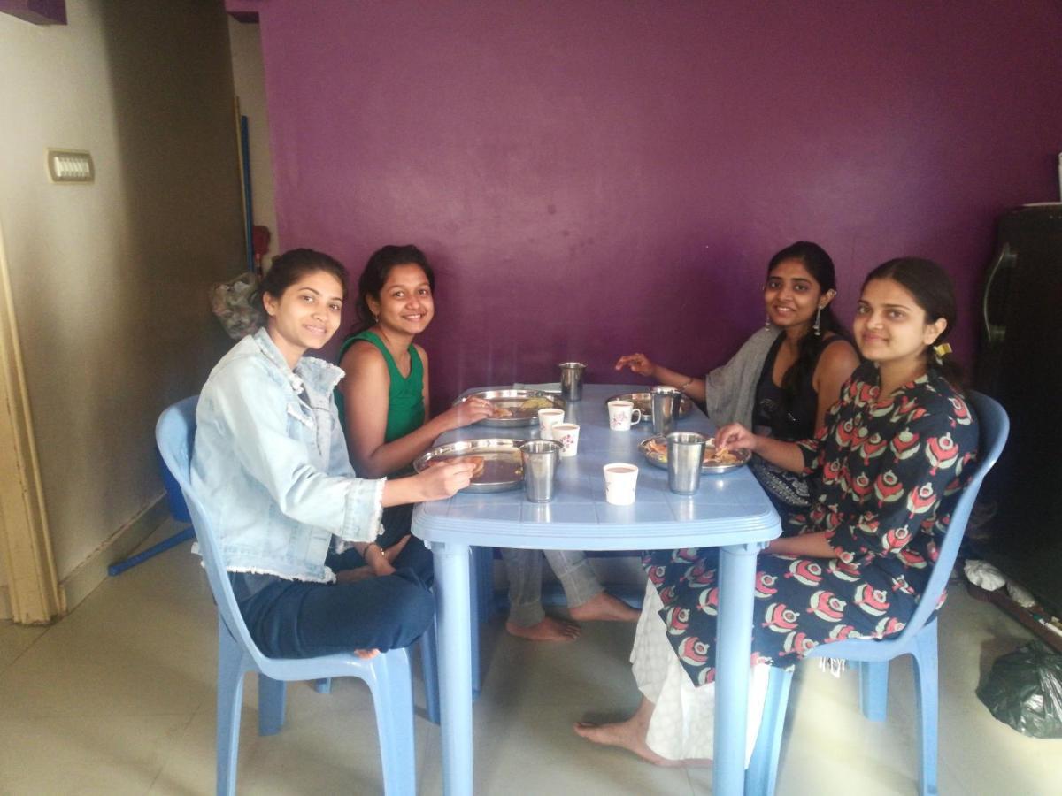 Abhi Homestay Hampi Luaran gambar