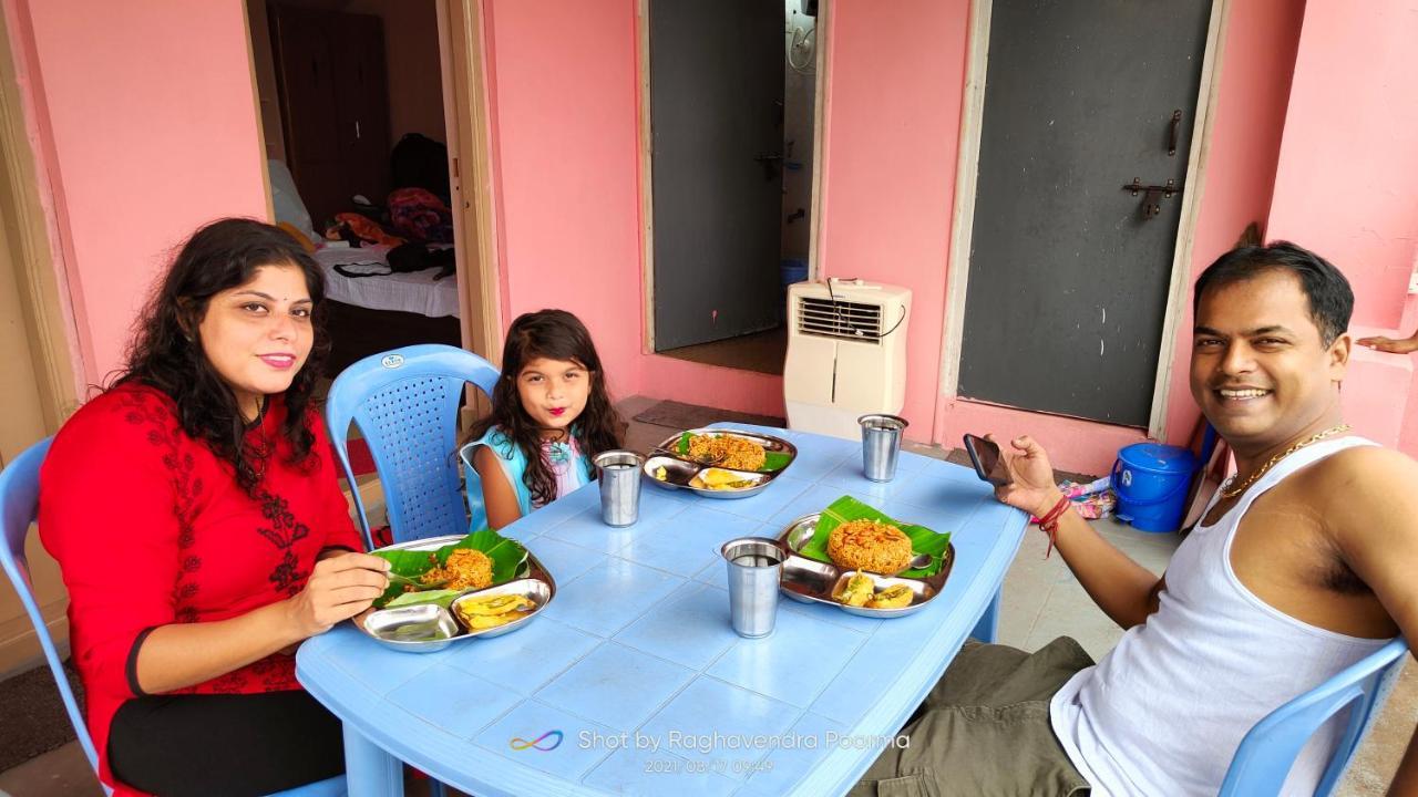 Abhi Homestay Hampi Luaran gambar