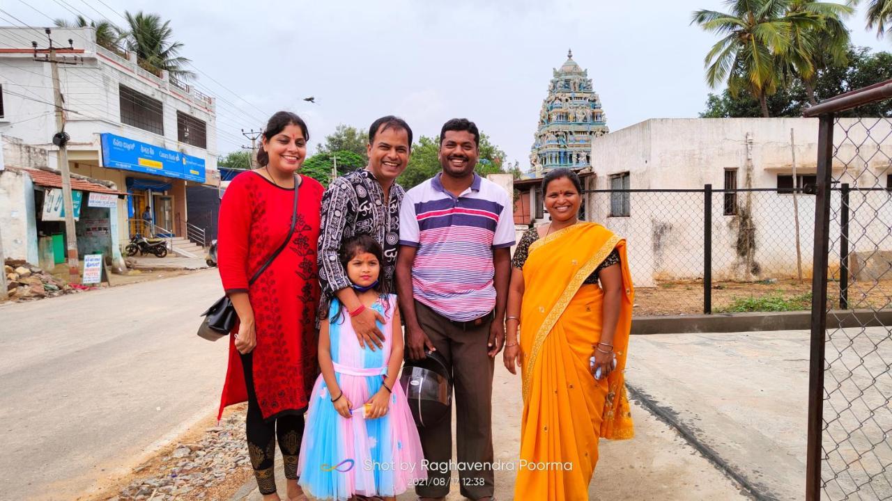 Abhi Homestay Hampi Luaran gambar