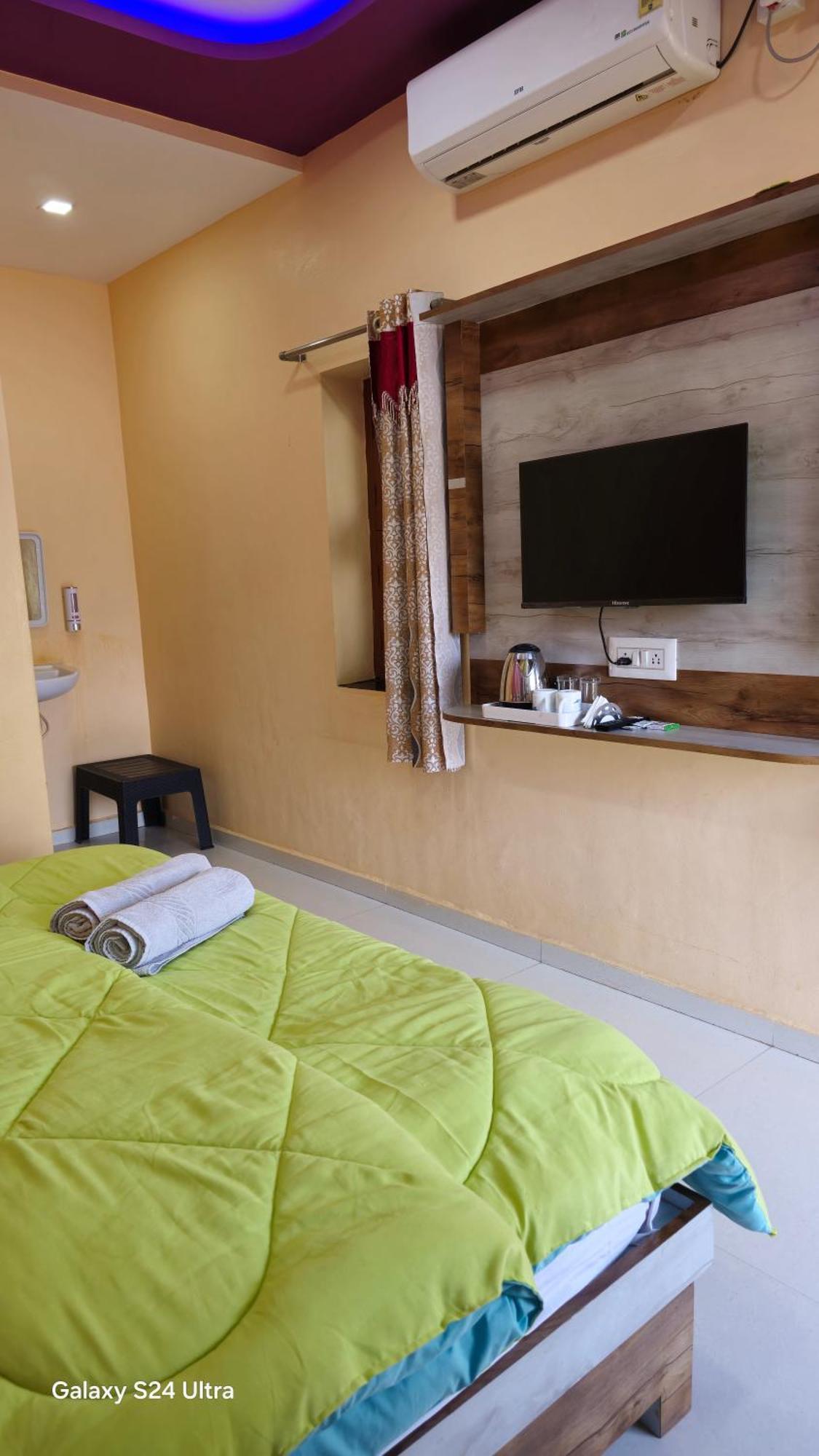 Abhi Homestay Hampi Luaran gambar