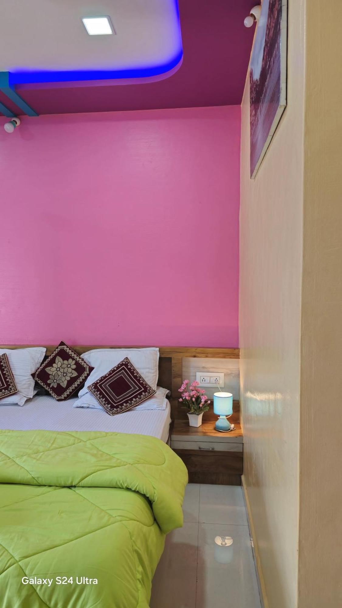 Abhi Homestay Hampi Luaran gambar