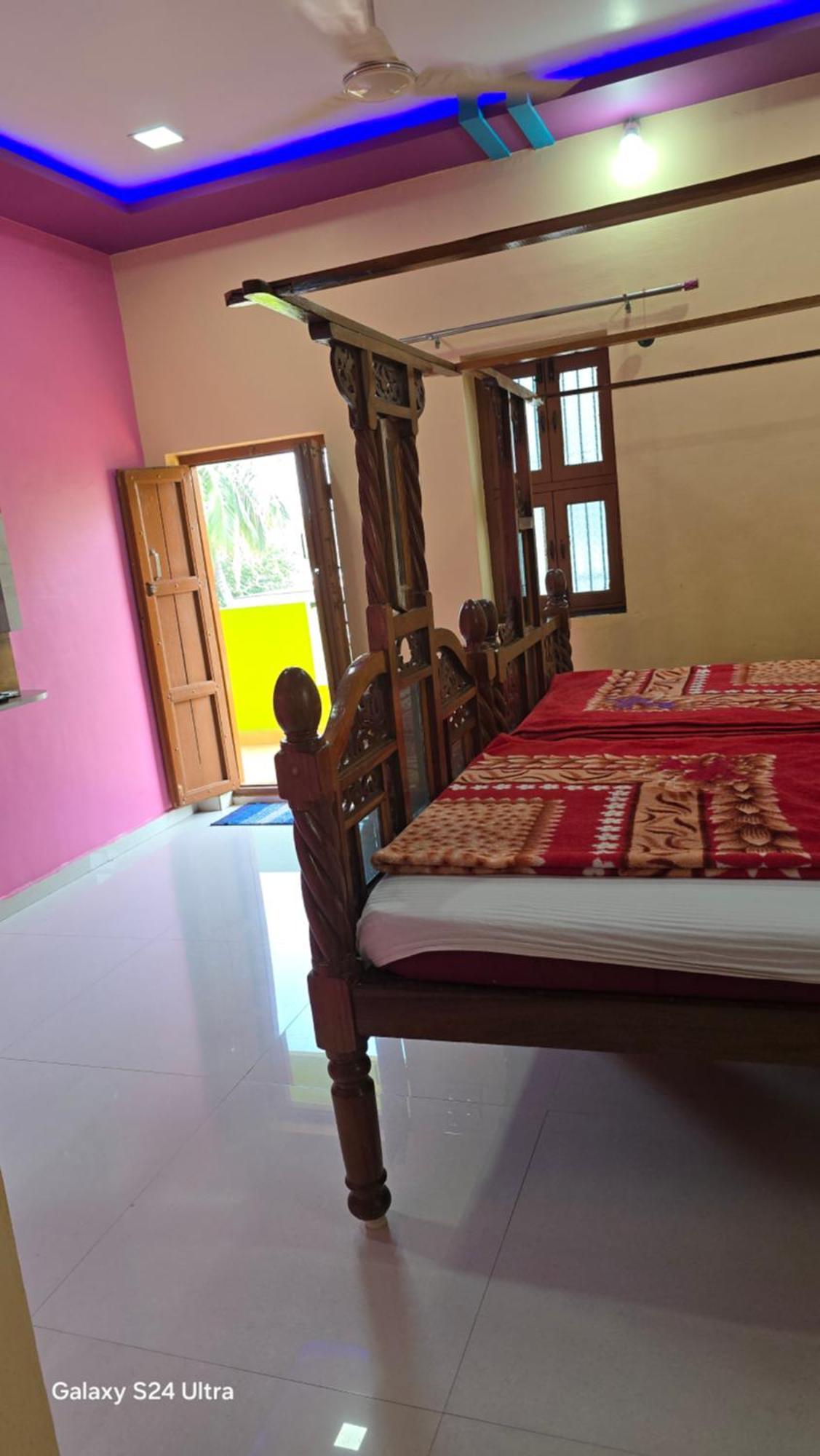 Abhi Homestay Hampi Luaran gambar