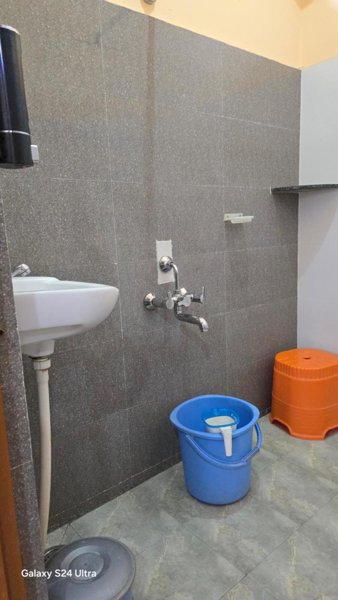Abhi Homestay Hampi Luaran gambar