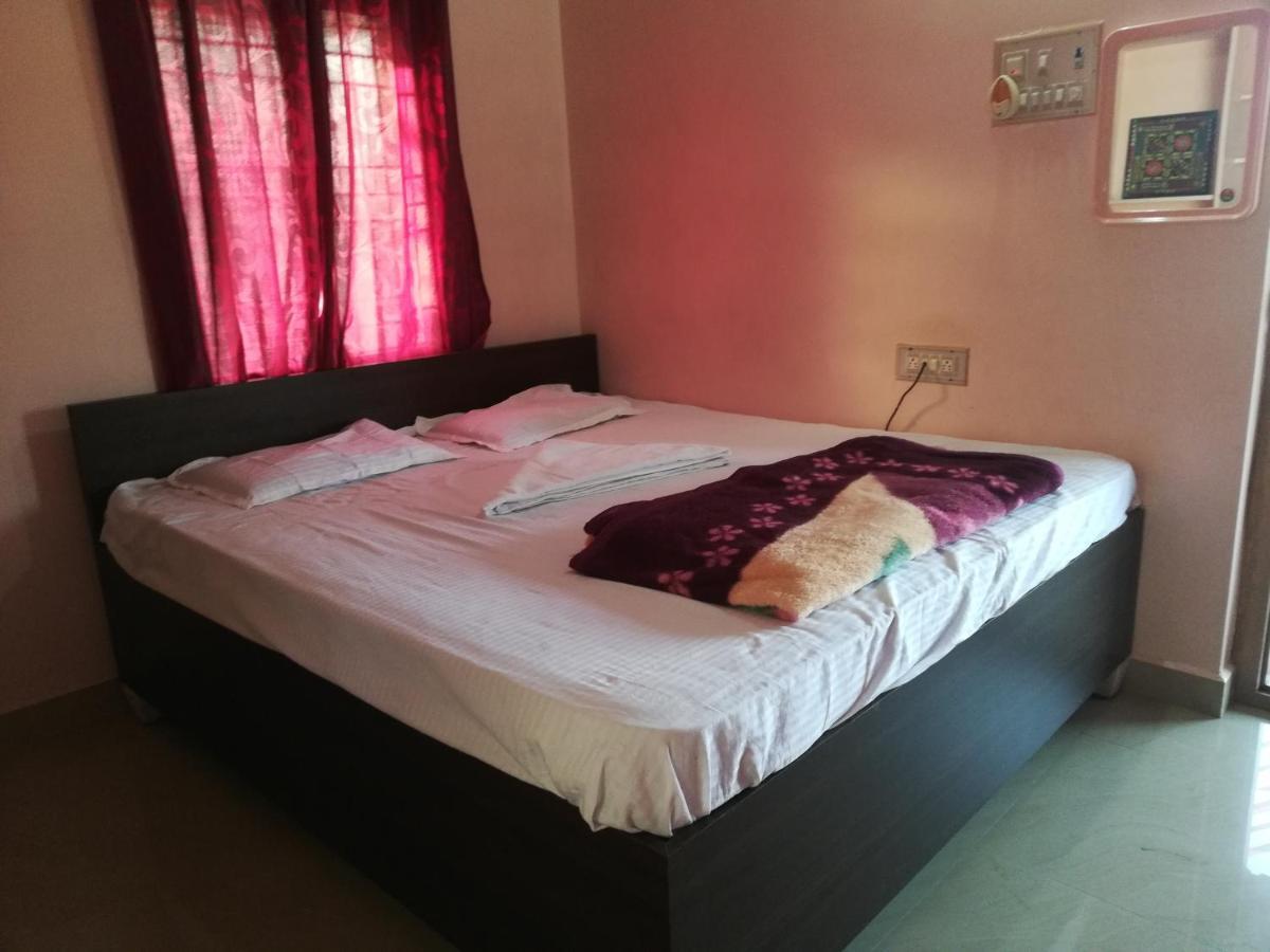 Abhi Homestay Hampi Luaran gambar