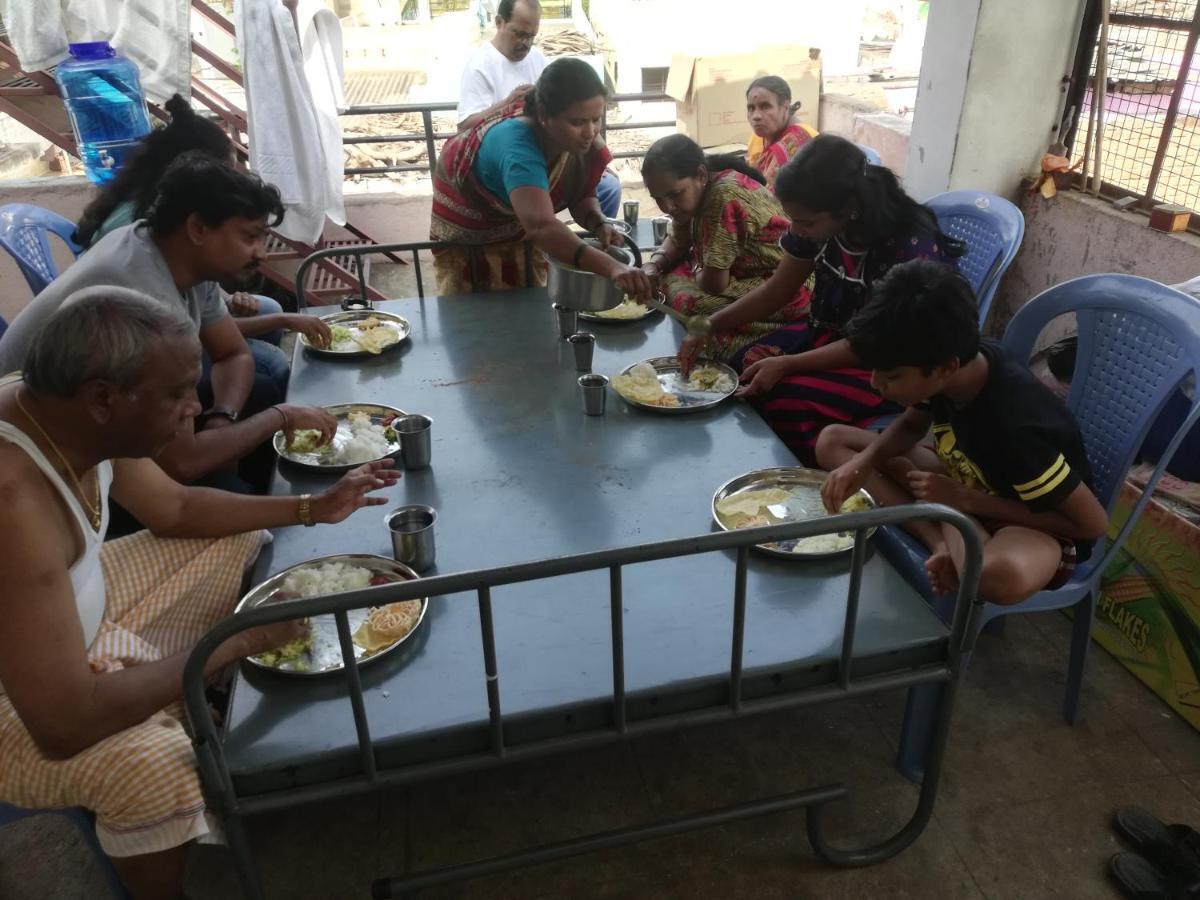 Abhi Homestay Hampi Luaran gambar