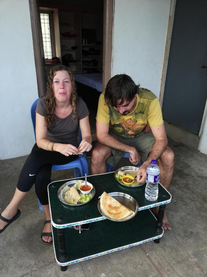 Abhi Homestay Hampi Luaran gambar