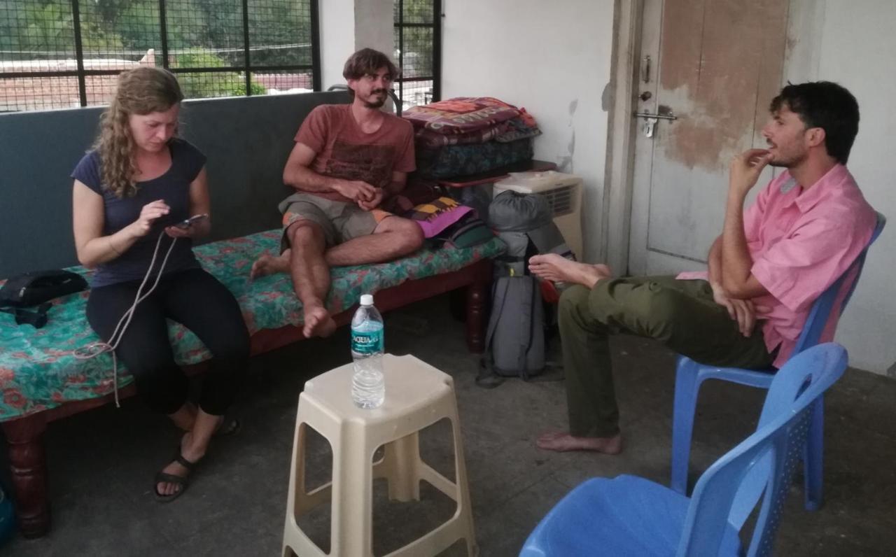 Abhi Homestay Hampi Luaran gambar
